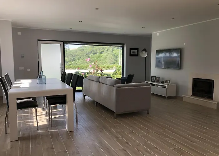 A Casa Do Castelo بيت للعطل *